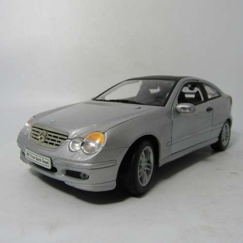 Welly Mercedes-Benz C-Class sports Coupe model car - scale 1/18