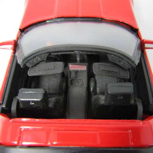 Maisto 1992 Corvette ZR1 model car- scale 1/18