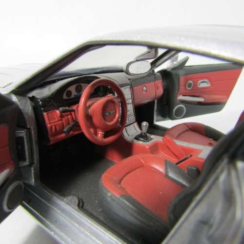 Motor Max Chrysler Crossfire model car - scale