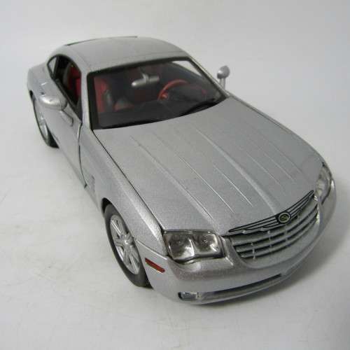 Motor Max Chrysler Crossfire model car - scale