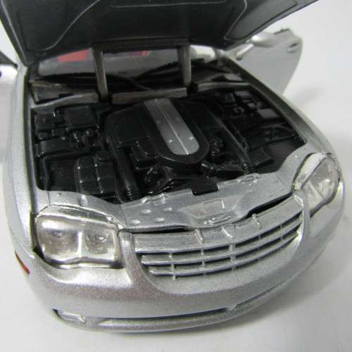 Motor Max Chrysler Crossfire model car - scale