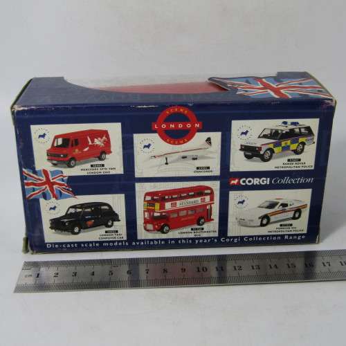 Corgi London Scene #32301 London Routemaster in box