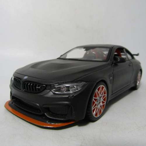 Maisto BMW M4 GTS model car - scale 1/24