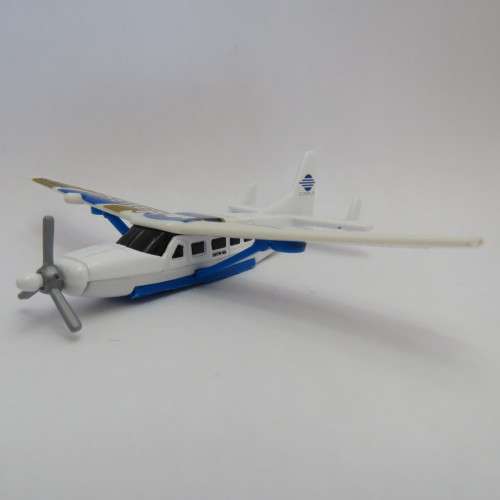 Matchbox Cirrus Cessna Caravan die-cast model plane - Pontoons removed