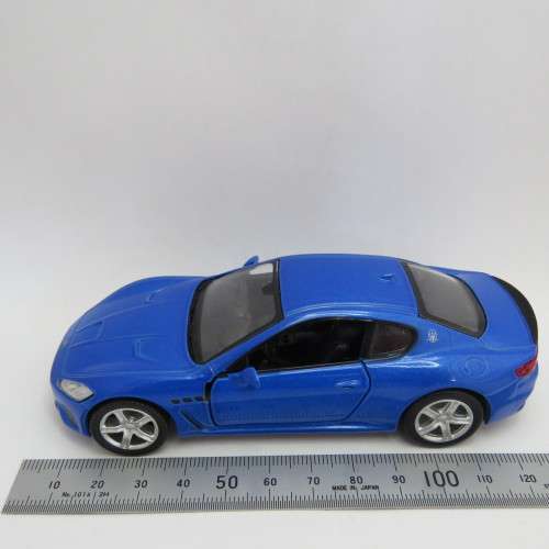 RMZ City 2018 Maserati Gran Turismo model car - Pull back action