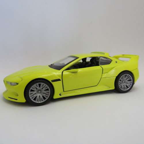 Maisto BMW 3.0 CSL Hommage die-cast model car - Scale 1/44 - Pull back action
