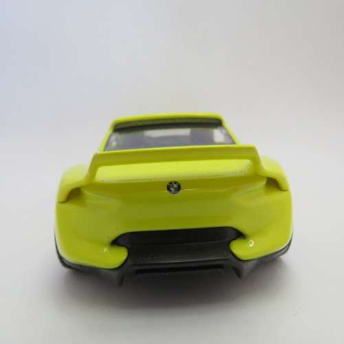 Maisto BMW 3.0 CSL Hommage die-cast model car - Scale 1/44 - Pull back action