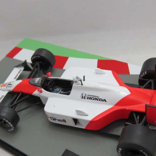 Formula 1 McLaren MP 4/4 - 1988 model car - #12 Ayrton Senna - Scale 1/43
