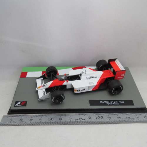 Formula 1 McLaren MP 4/4 - 1988 model car - #12 Ayrton Senna - Scale 1/43