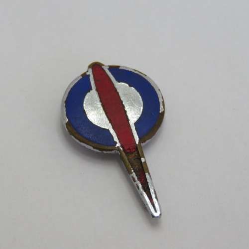Enameled early Total breast badge - Vintage