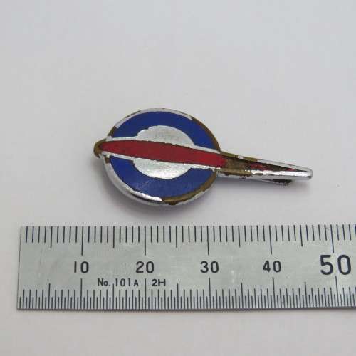 Enameled early Total breast badge - Vintage