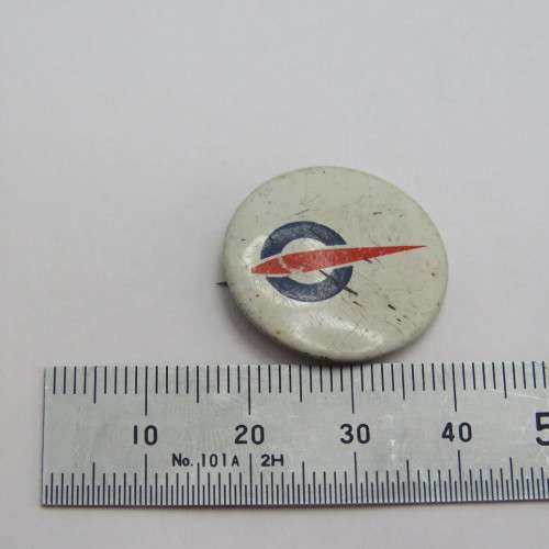 Vintage Total pin badge (tinnie)