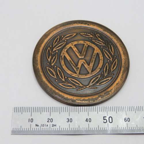 Volkswagen Wolfsburg workshop 81 medallion