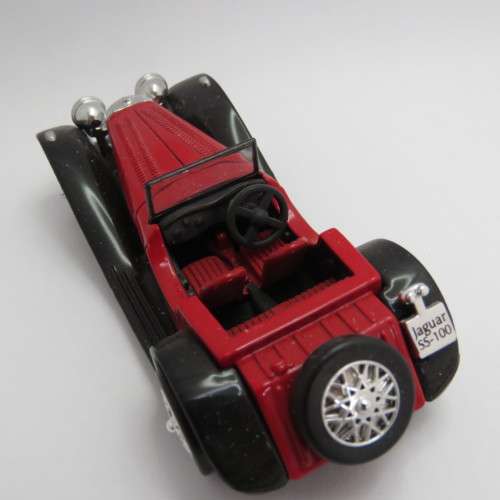 NewRay Jaguar SS 100 model car - Scale 1/43