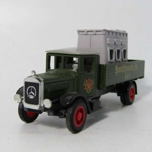 Matchbox 1932 Mercedes-Benz L5 Howaldtswerke model truck - Y6 Models of Yesteryear