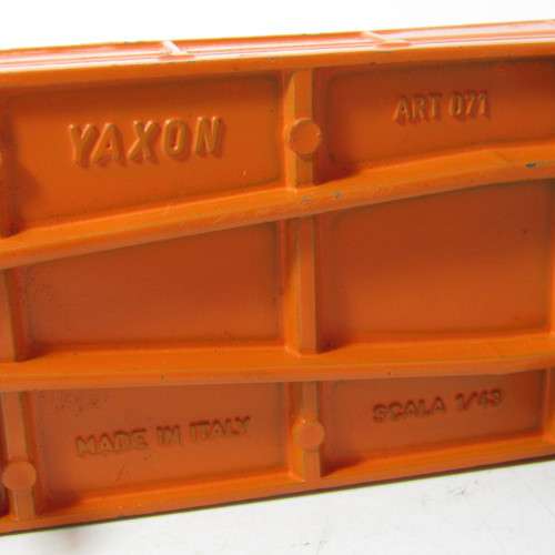 Yaxon Art 071 orange farm trailer - hook missing