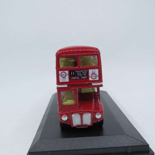 Oxford London Bus `Typhoo tea` die-cast model in case