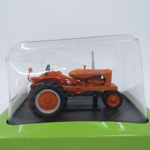 Hachette tractors issue 4 - 1945 Allis-Chalmers WC die-cast tractor - Scale 1/43