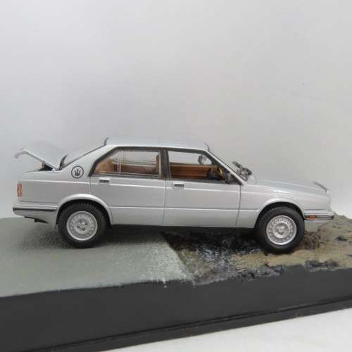 James Bond 007 Maserati Biturbo 425 model car - License to kill