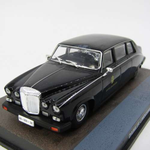 James Bond 007 - Diamler Limousine model car - Casino Royale
