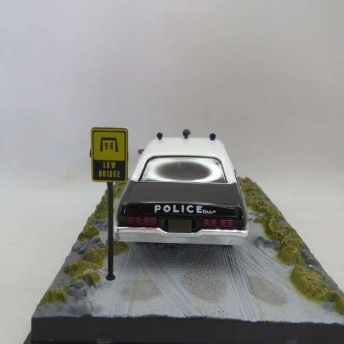 James Bond 007 Chevrolet Nova Police car - Live and let die