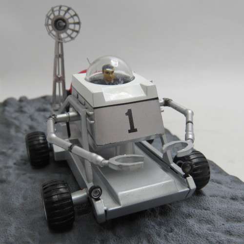 James Bond 007 Moon Buggy model car - Diamonds are forever