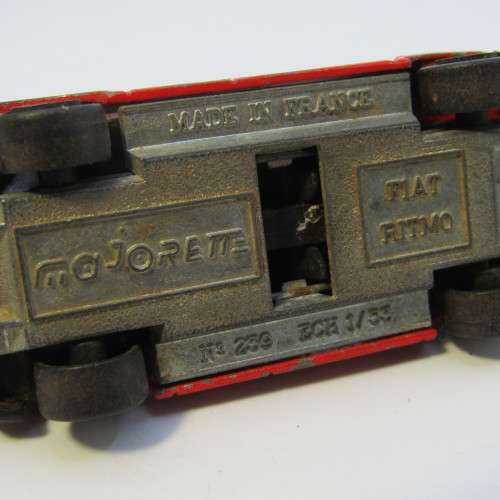 Majorette #239 Fiat Ritmo Abarth 2000 toy car - scale 1/53 - opening rear