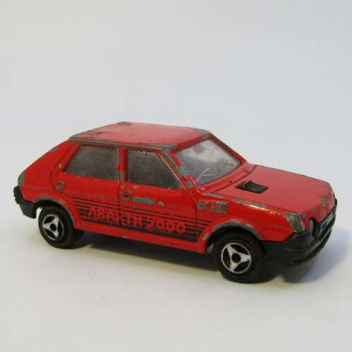 Majorette #239 Fiat Ritmo Abarth 2000 toy car - scale 1/53 - opening rear
