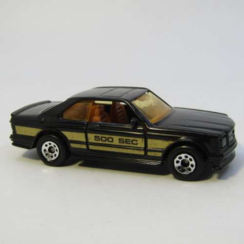 Matchbox Mercedes-Benz 500 SEC toy car - opening doors - scale 1/64