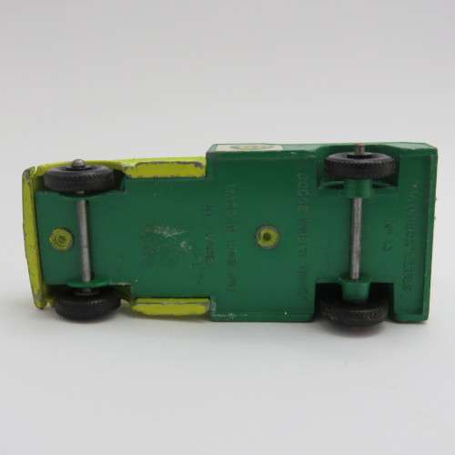 Matchbox series #13 BP Dodge wrecker truck - Lesney