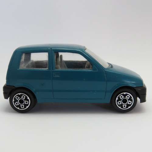 Bburago Fiat Cinquecento die-cast model car - Scale 1/43