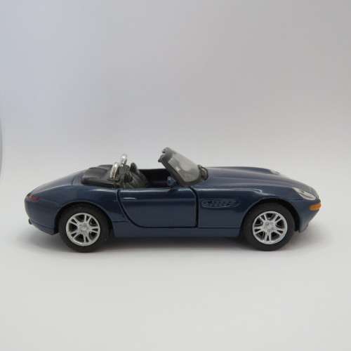 Maisto BMW Z8 model car - Scale 1/38