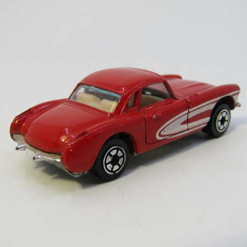 Yatming #1079 - 1957 Chevrolet Corvette toy car - opening doors