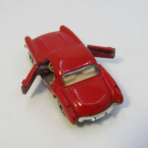 Yatming #1079 - 1957 Chevrolet Corvette toy car - opening doors