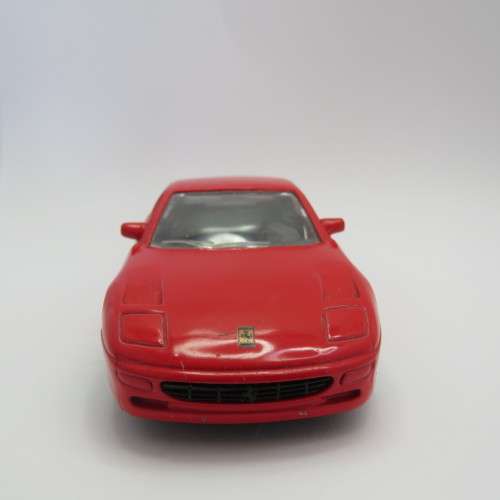 Maisto Shell Ferrari 456 GT model car - Pull back action - Scale 1/39