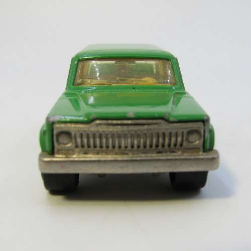 Majorette #236 Jeep Cherokee toy car - scale 1/64 - opening rear