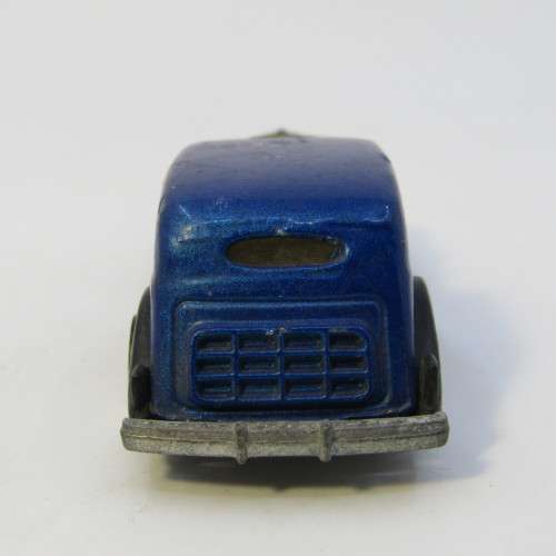 Hot Wheels classic caddy toy car - Malaysia - window damaged