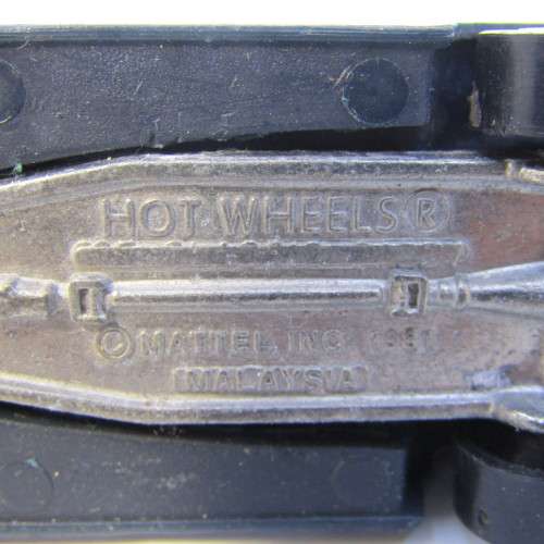 Hot Wheels classic caddy toy car - Malaysia - window damaged