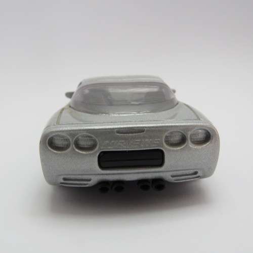 Bburago Chevrolet Corvette model car - Scale