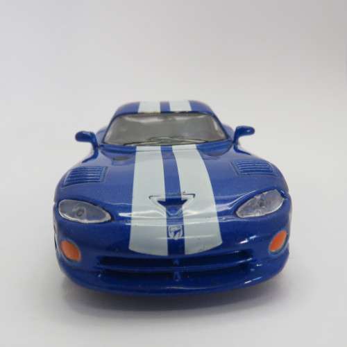 Maisto Dodge Viper GTS model car - Scale 1/39