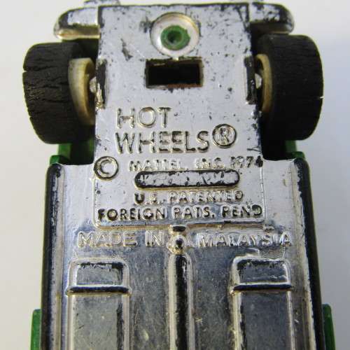 1986 Hot Wheels Real Riders Rescue Ranger Forest Service toy car - Malaysia - tyres perished