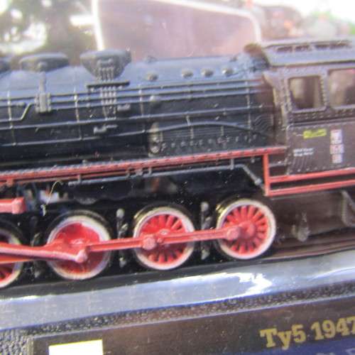 Amercom Poland 1947 Ty5 Locomotive and Tender model train