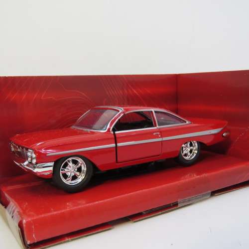 Jada Fast and Furious Dom`s Chevy Impala Model car in box - Scale 1/32