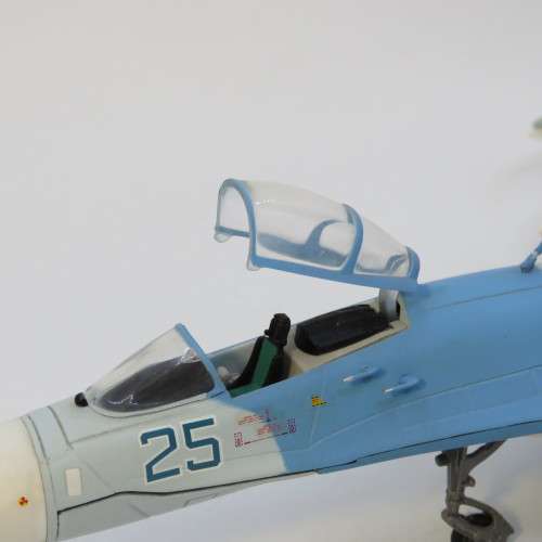 GainCorp Russian Sukhoi Su-27 Flanker die-cast model plane - Scale 1/72