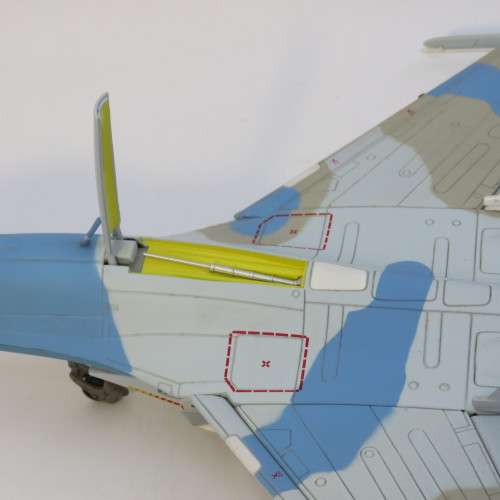 GainCorp Russian Sukhoi Su-27 Flanker die-cast model plane - Scale 1/72