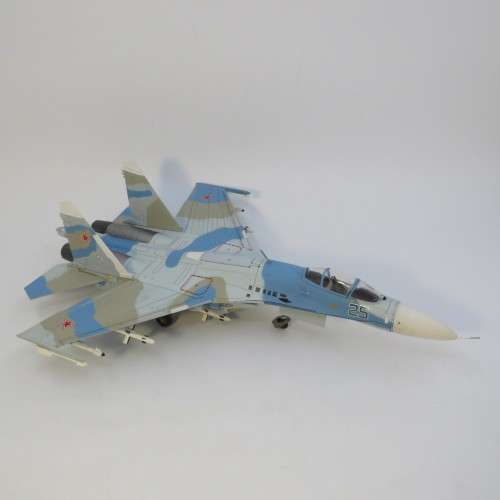 GainCorp Russian Sukhoi Su-27 Flanker die-cast model plane - Scale 1/72
