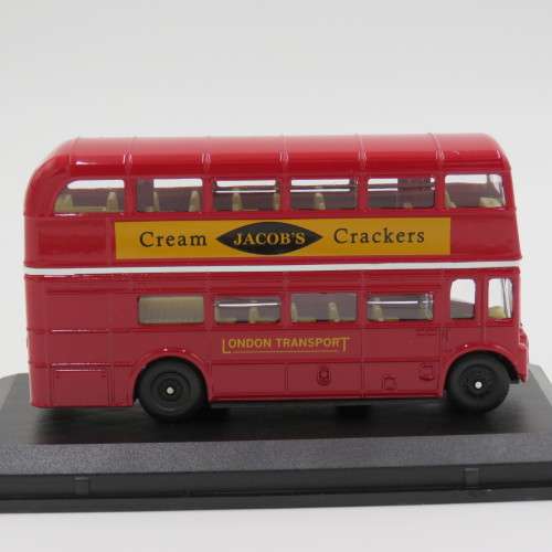 Oxford London Bus `Typhoo tea` die-cast model in case