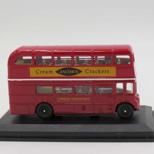 Oxford London Bus `Typhoo tea` die-cast model in case