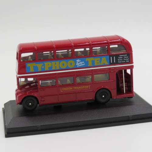 Oxford London Bus `Typhoo tea` die-cast model in case