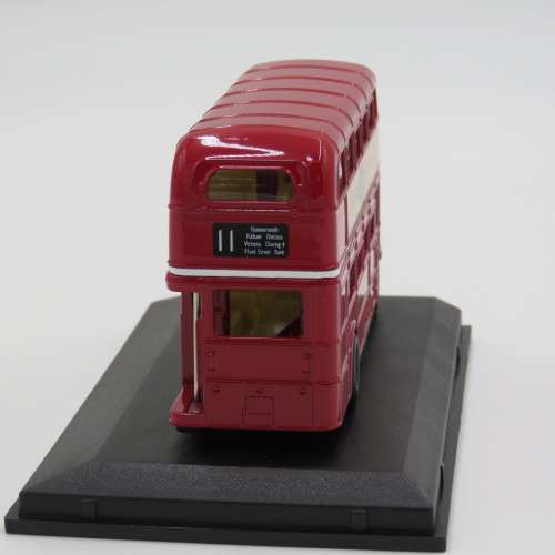 Oxford London Bus `Typhoo tea` die-cast model in case